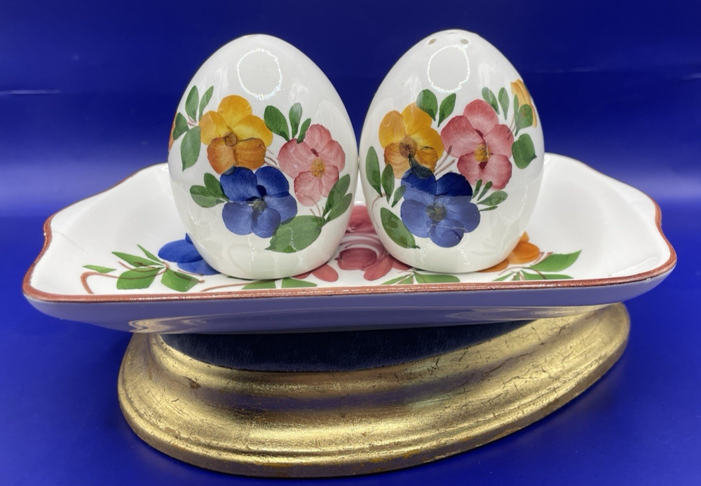 Hand painted VTG Made In Italy Fabbro Teresa Salt And Pepper Shakers With Tray